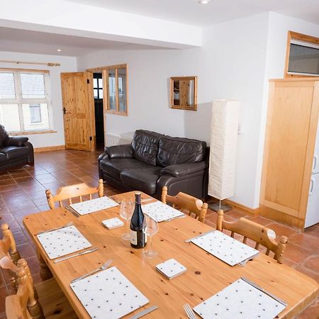 Kilkee Townhouse By Trident Holiday Homes Extérieur photo