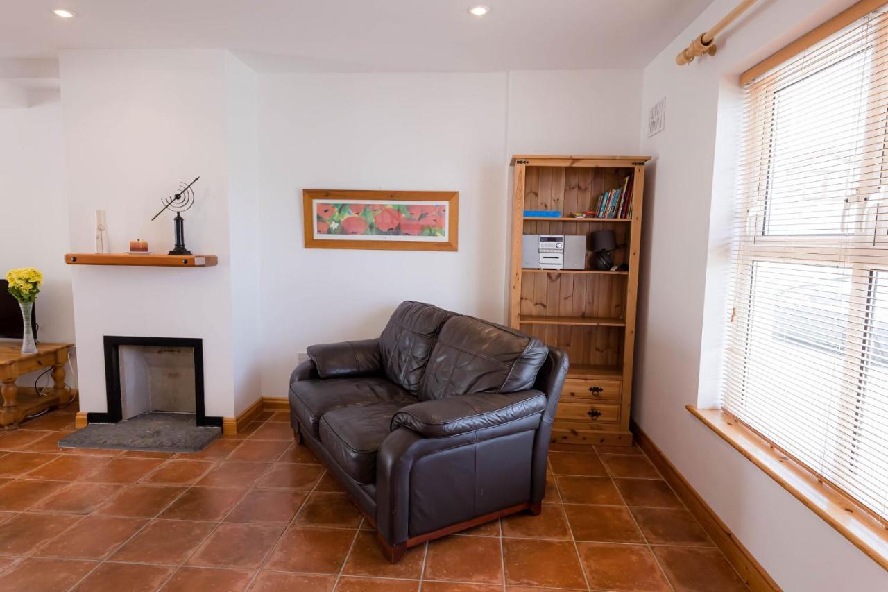 Kilkee Townhouse By Trident Holiday Homes Extérieur photo