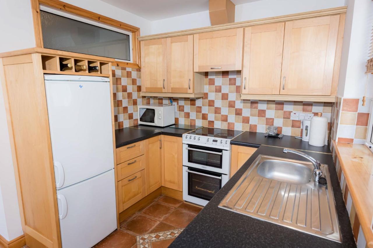 Kilkee Townhouse By Trident Holiday Homes Extérieur photo