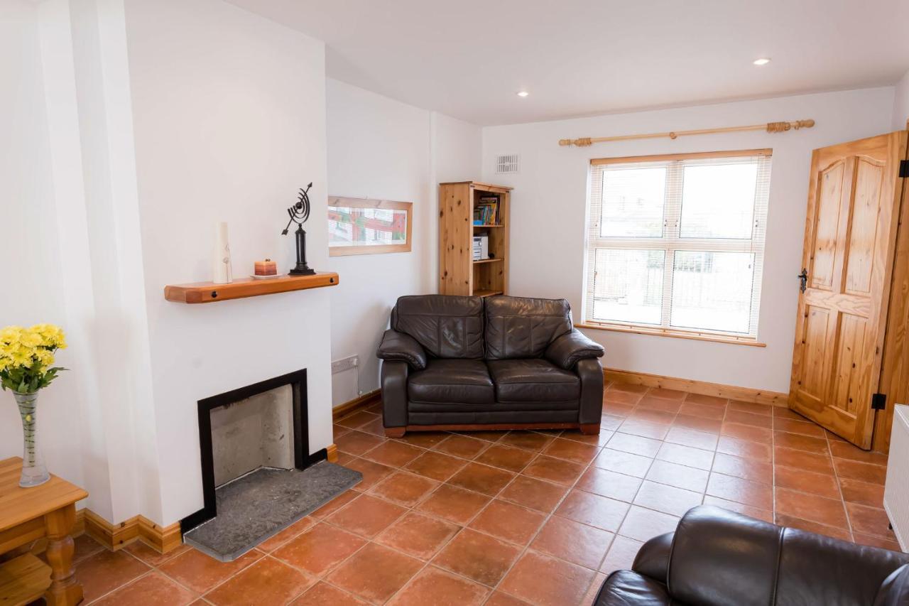 Kilkee Townhouse By Trident Holiday Homes Extérieur photo
