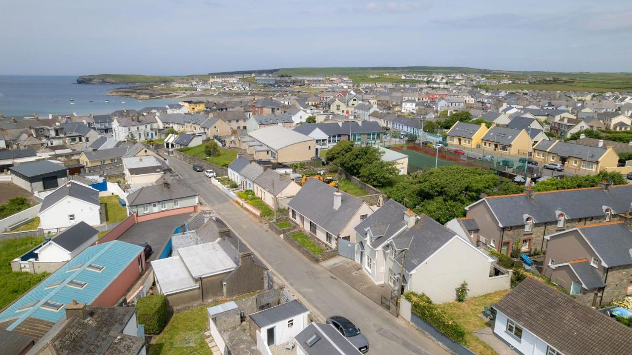Kilkee Townhouse By Trident Holiday Homes Extérieur photo
