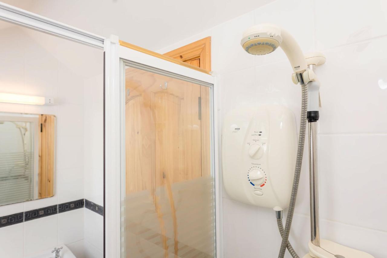 Kilkee Townhouse By Trident Holiday Homes Extérieur photo